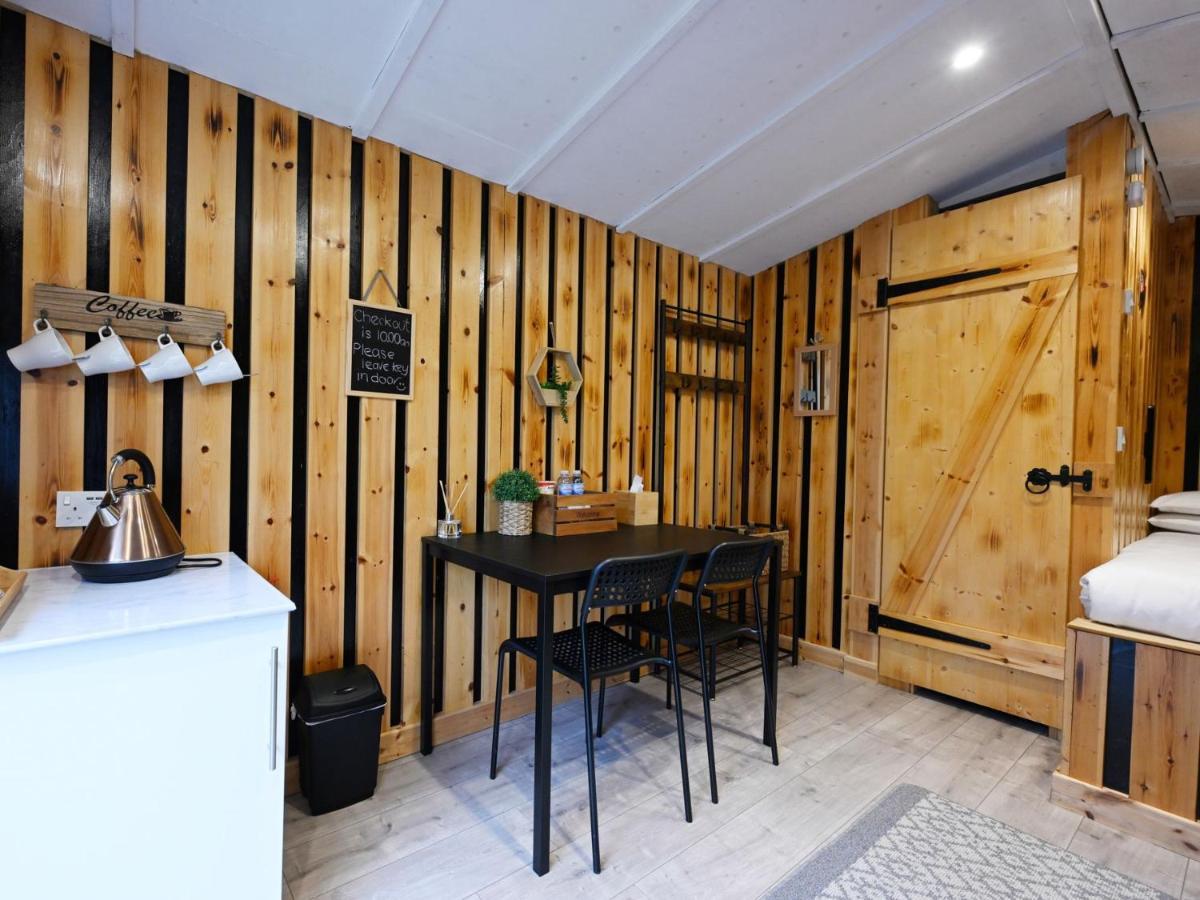Woodshed Pod Βίλα Φορτ Γουίλιαμ Εξωτερικό φωτογραφία